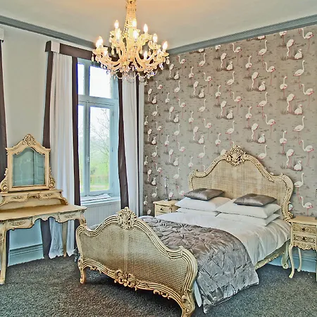 Maison De Plumes فندق مبيت وإفطار