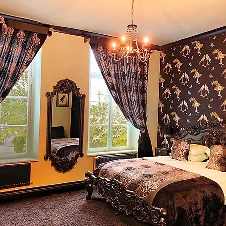B&B Maison De Plumes 4*