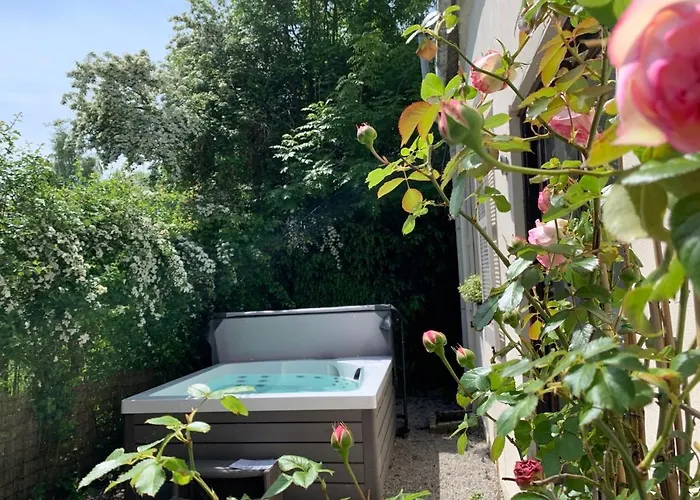 Maison De Plumes Heuchin