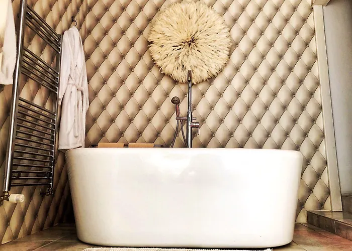 Maison De Plumes Heuchin