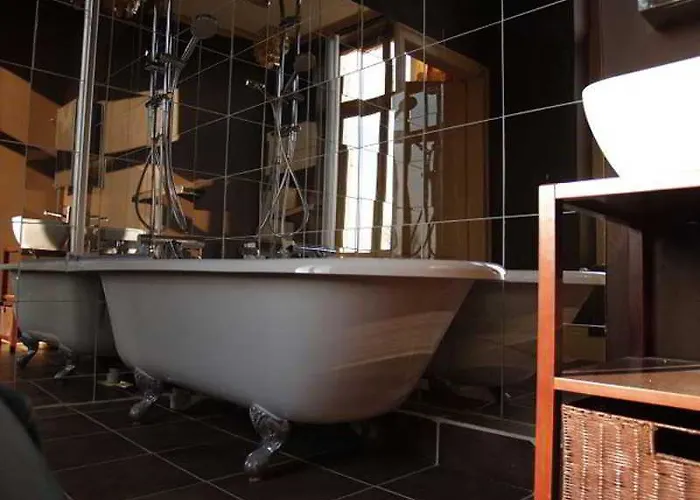 Maison De Plumes Heuchin